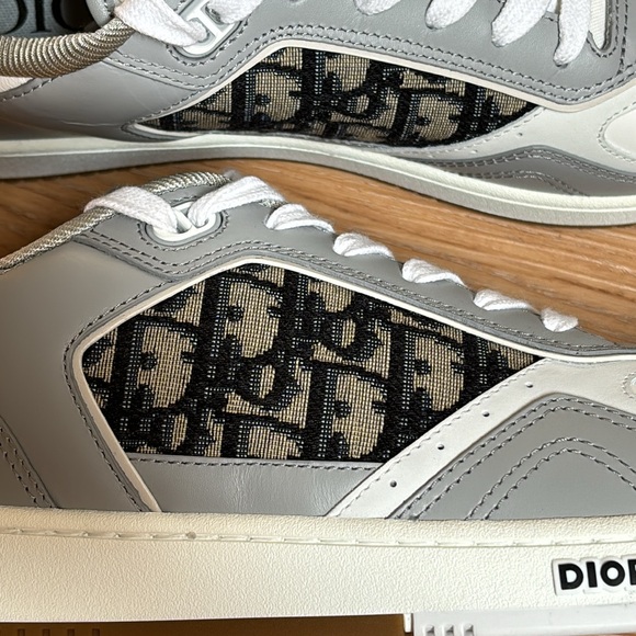 Dior B27 Uptown Low-Top Sneaker Gray and White - Picture 5 of 12